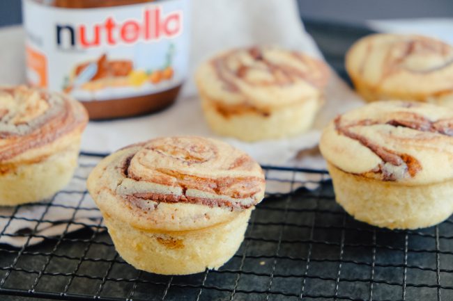 Einfaches Rezept für Nutella-Muffins mit flüssigem Kern aus Nutella