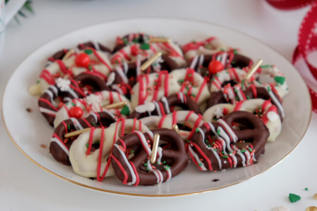 Salzbrezeln mit Schokolade für Weihnachten